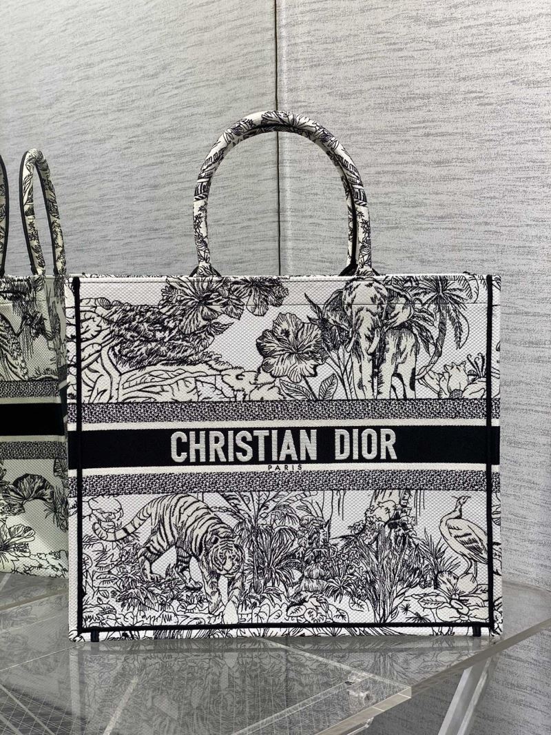 Christian Dior Shopping Bags